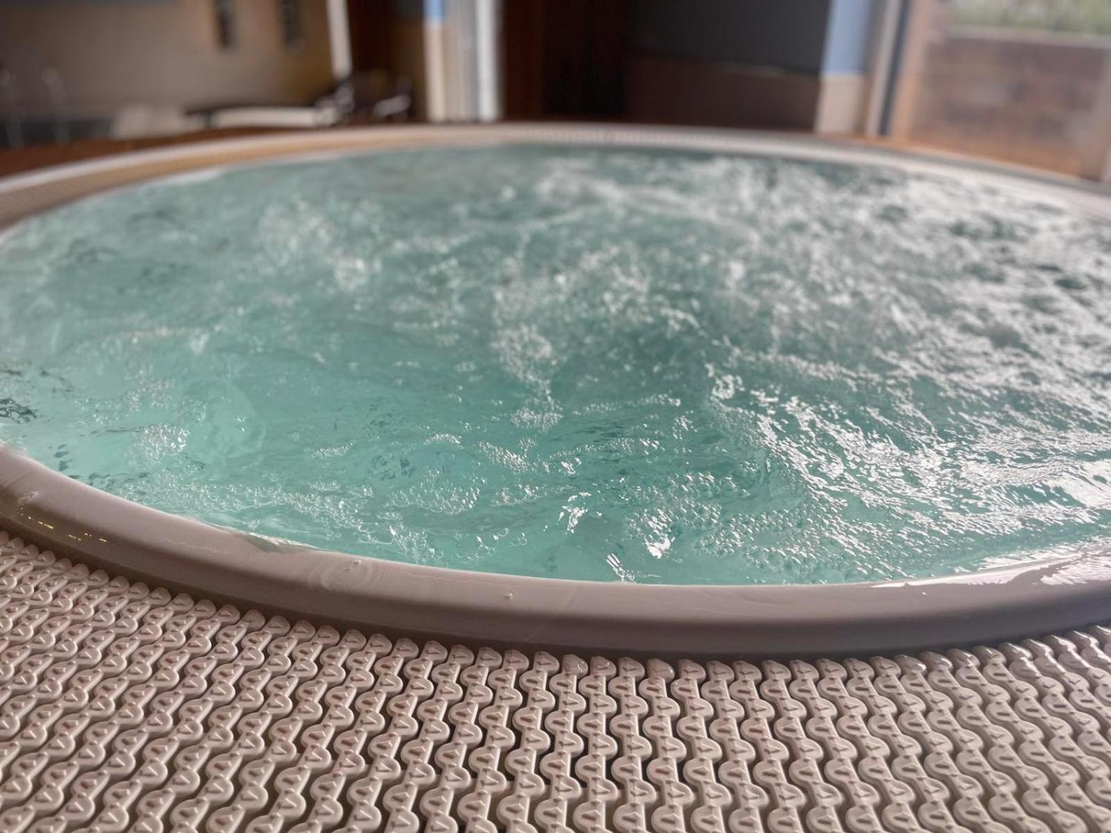 Hotel Konstantin Laplje Selo Ngoại thất bức ảnh
